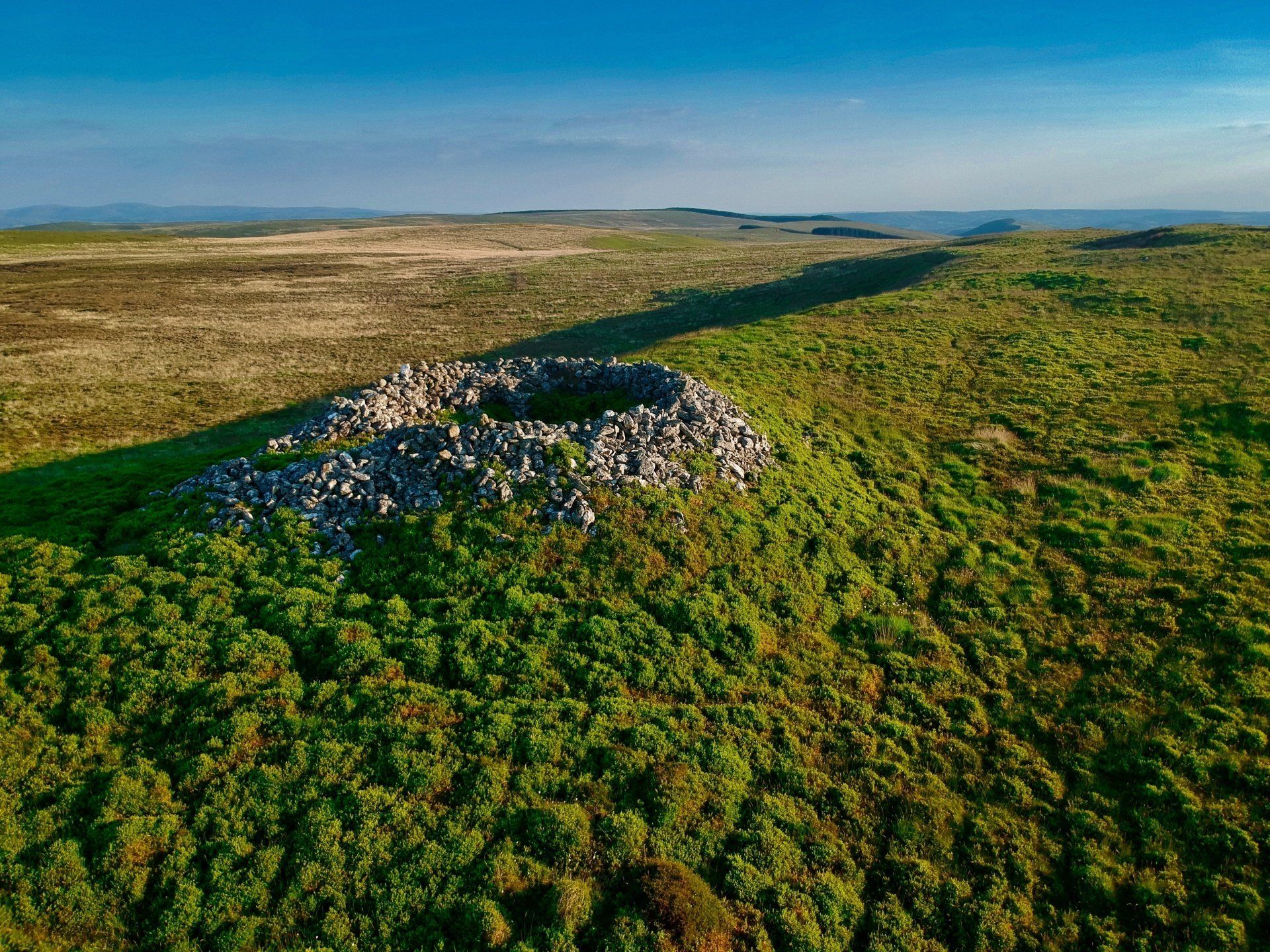 Crugiau Merched Bronze Age Cairns Mynydd Mallaen Cambrian Mountains
