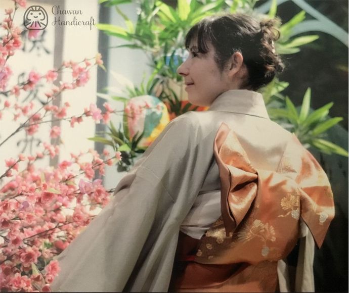 la créatrice en kimono