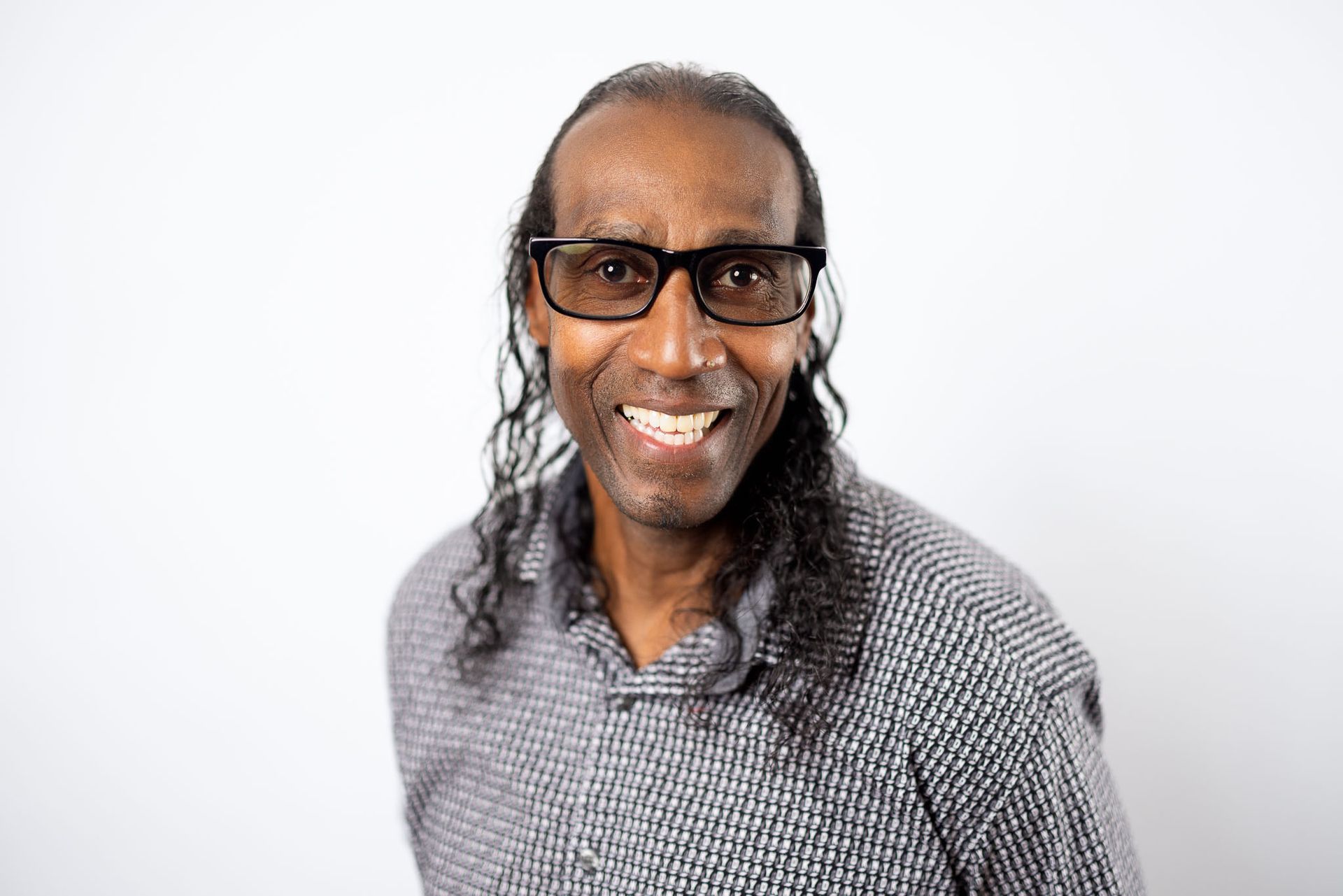 Headshot of Lendell Jones, LADAC, IOP Treatment Provider at Overcomers Counseling