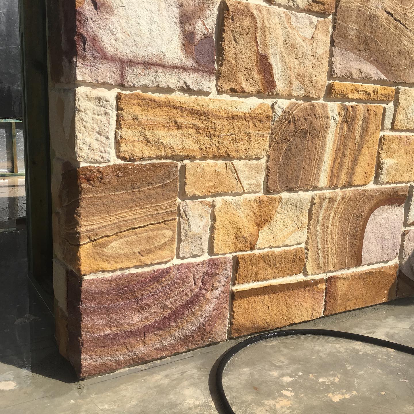 Pietra Lung House Wall— Helidon Sandstone Industries In Helidon, QLD