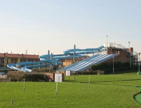 realizzazione impianti sportivi e piscine