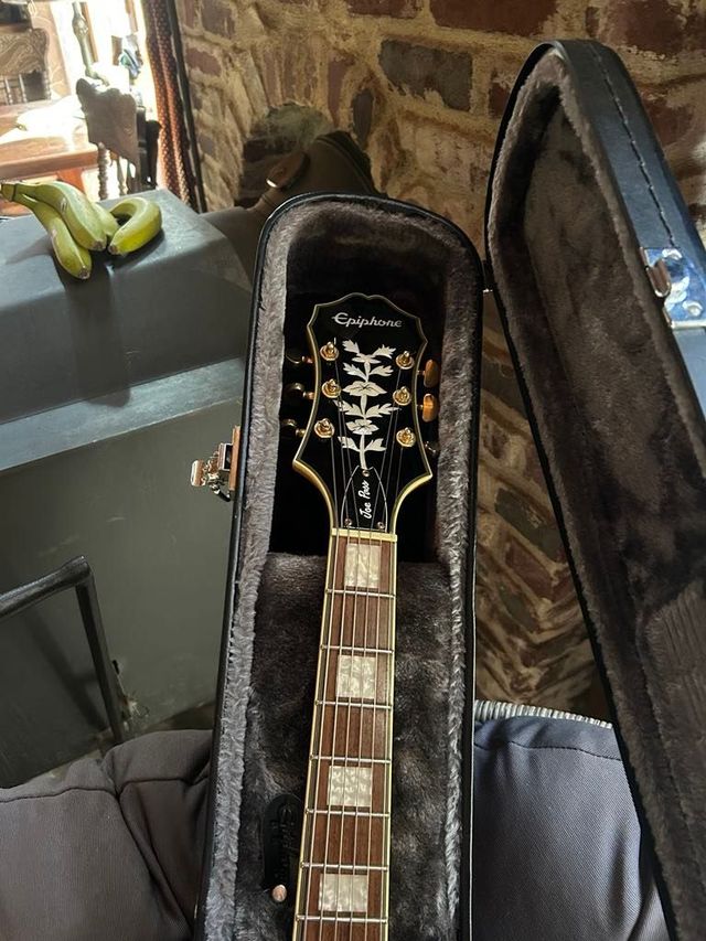 Used instruments | Ottsville, PA | Tinicum Guitar Barn Used instruments | Ottsville, PA | Tinicum Guitar Barn