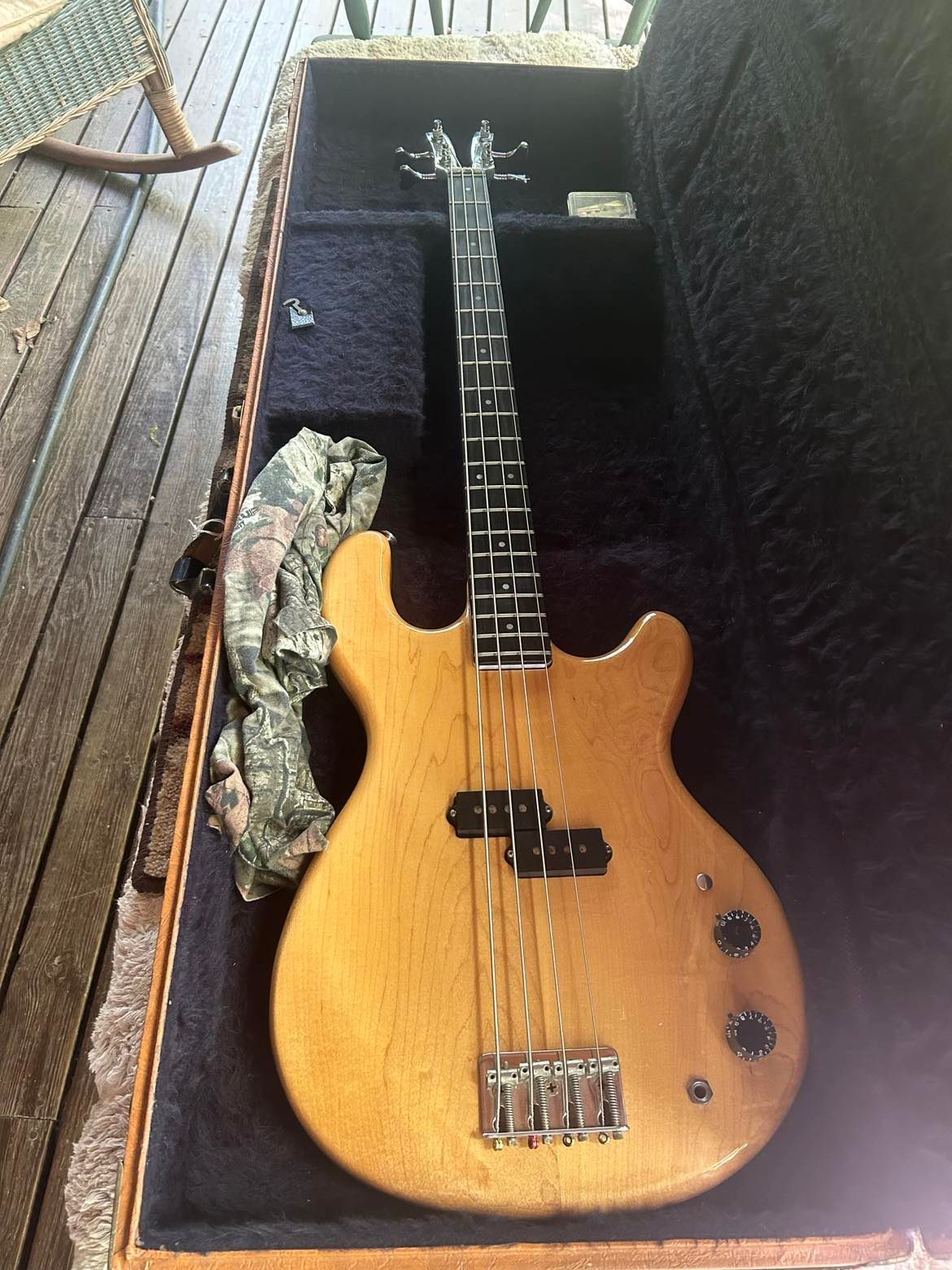 Circa 1980 Kramer USA DMZ4000 Bass | Ottsville, PA | Tinicum Guitar Barn
