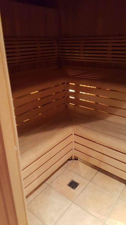 sauna room