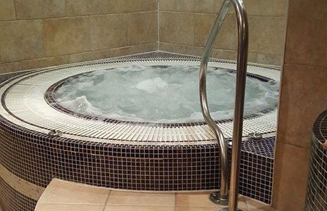 hot tub
