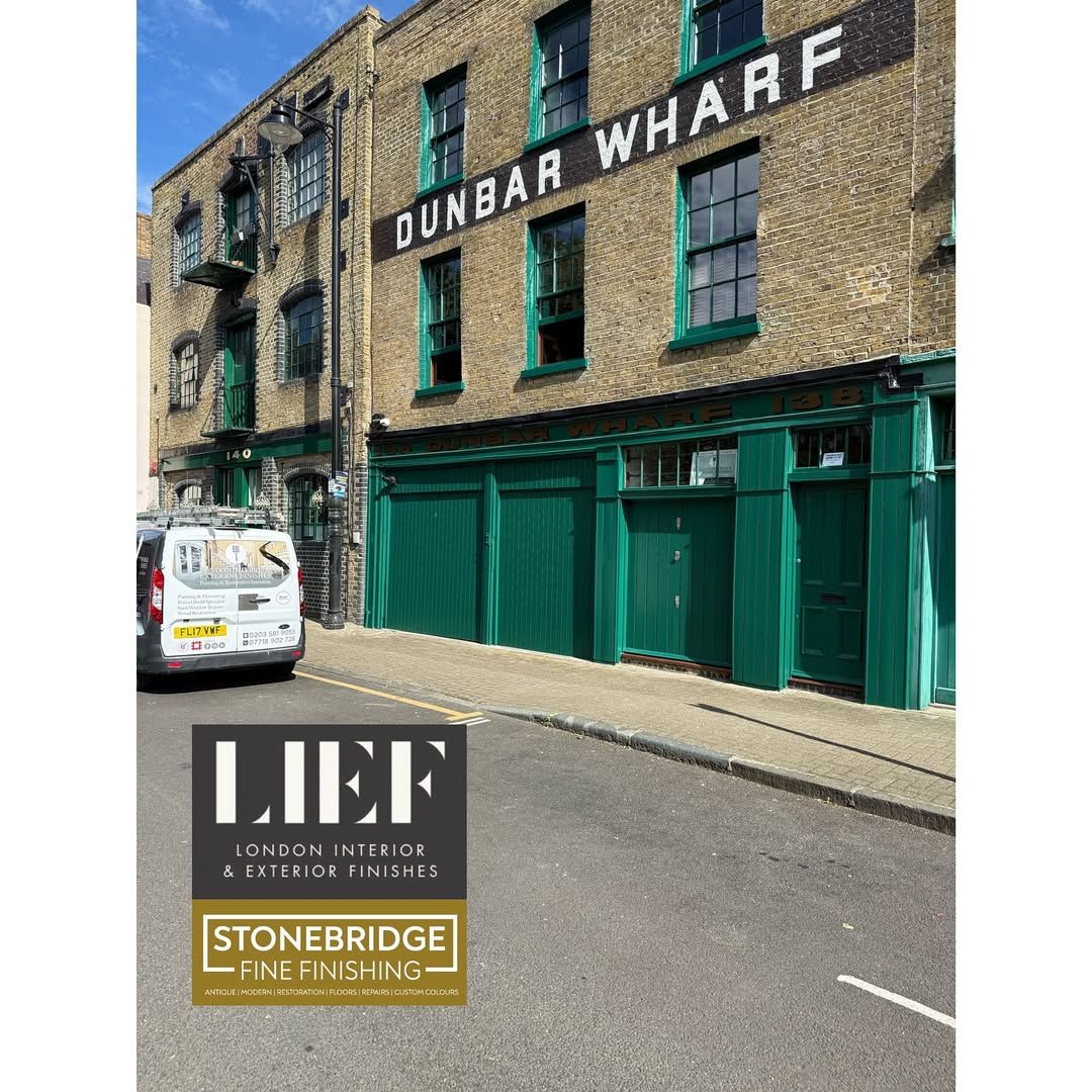 exterior painting work on commercial building 