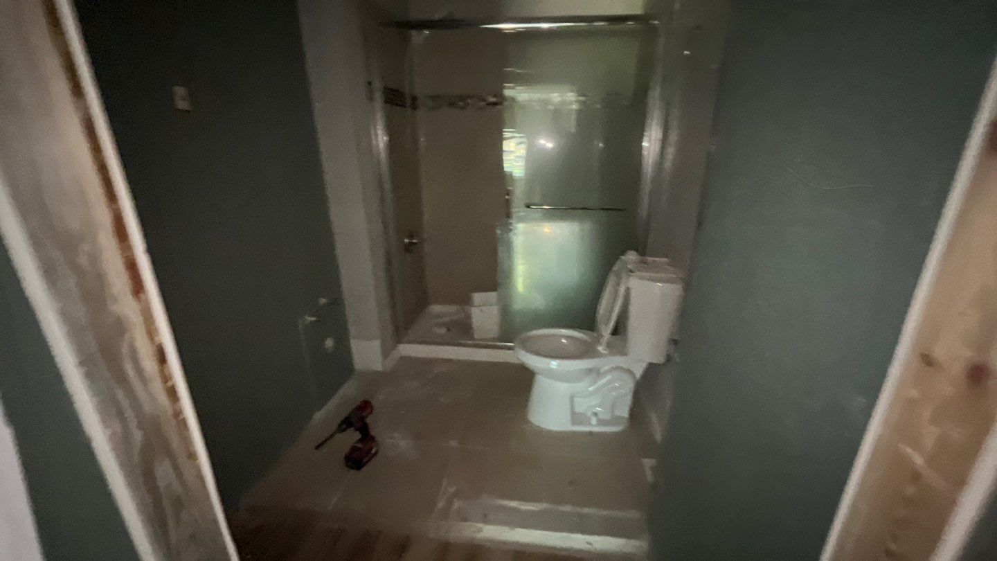 Eatonville Home Flip Bathroom Before – Orlando, FL – Chip Builders Inc
