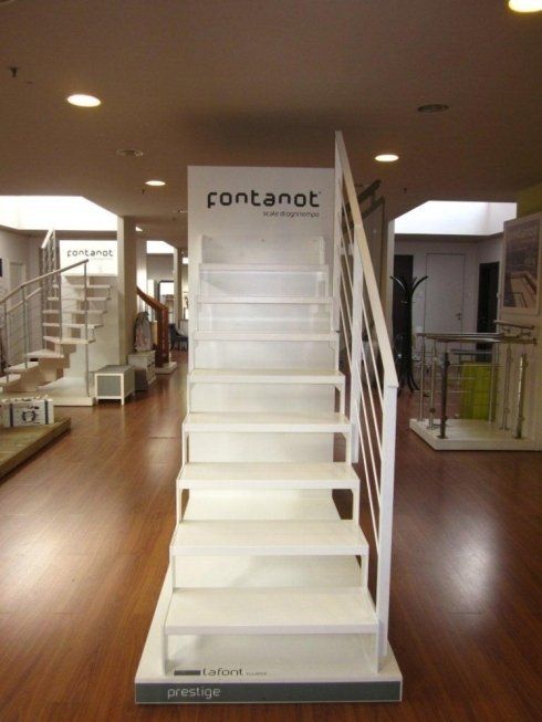 vendita scale in legno