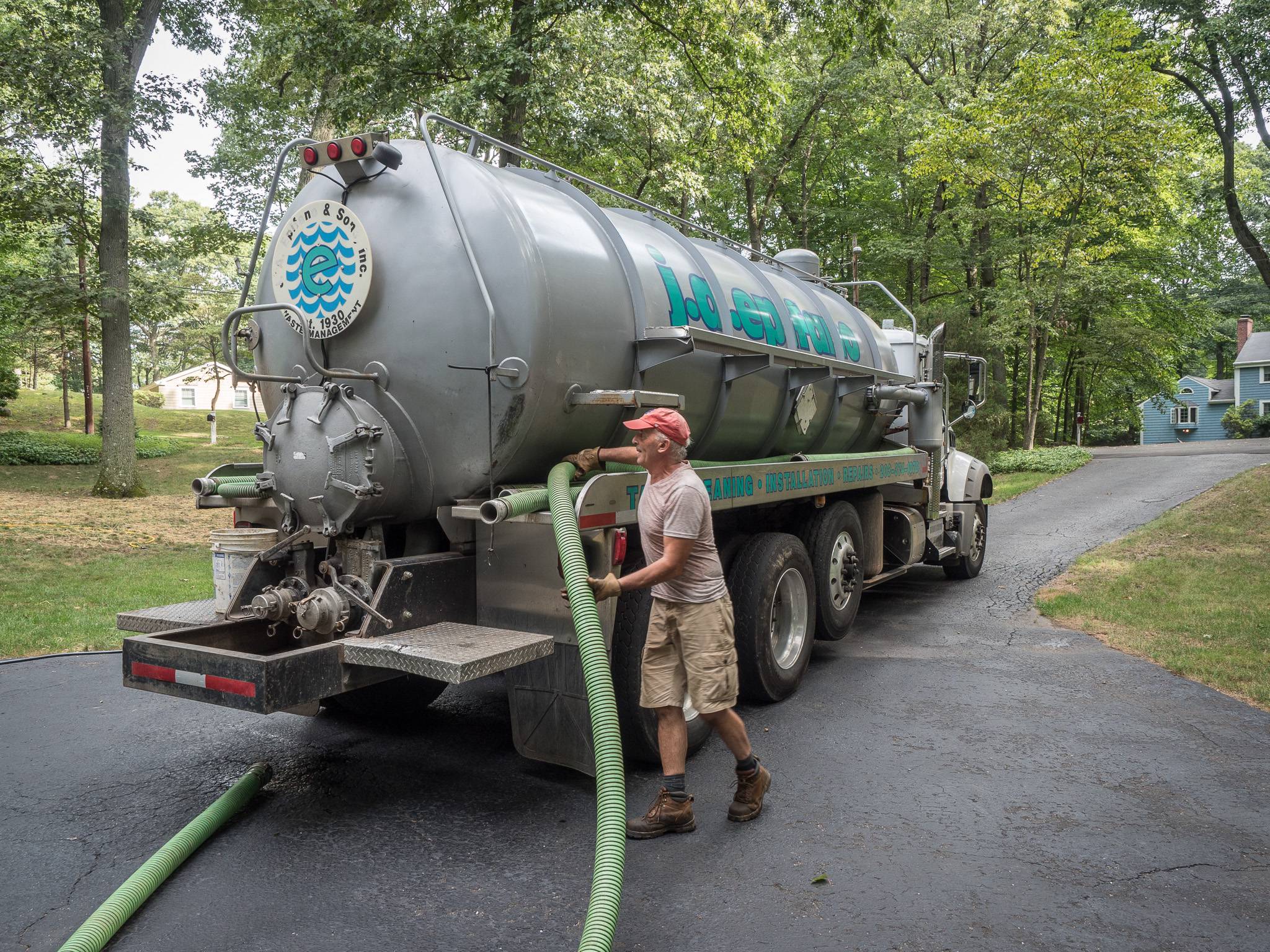 Trumbull, CT Septic Tank Service