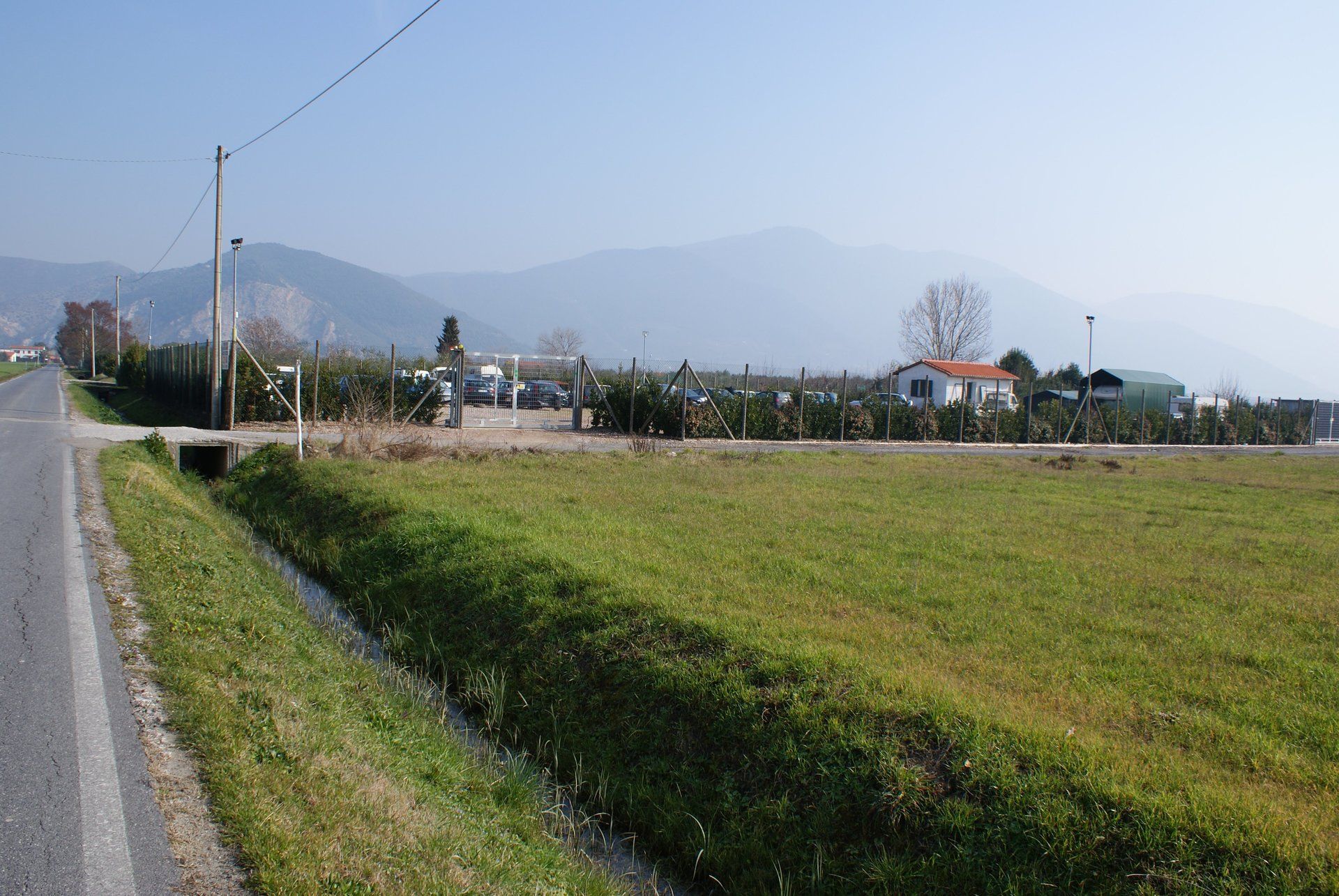 Dintorni dell'autocarrozzeria