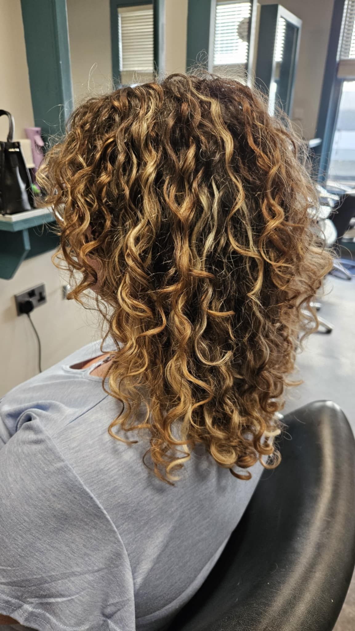 hair my Martin - curl specialist