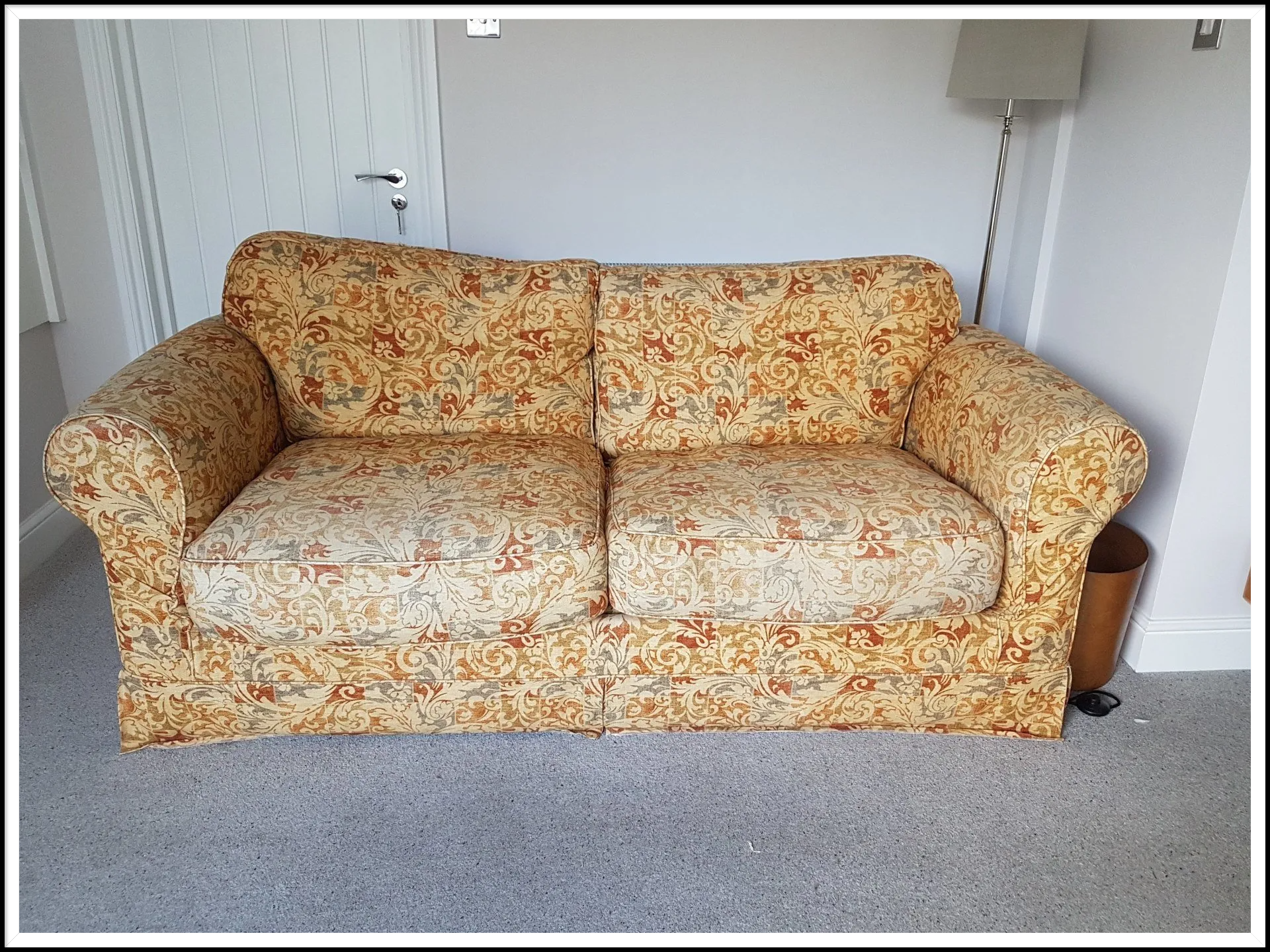 old sofa, out-dated, cushions, foam, feather, loose covers. slip covers, sofa covers, loosecovers, slipcovers, sofacovers, two seater, 2 seater, box cushions, seat cushions, cushion, cushions,