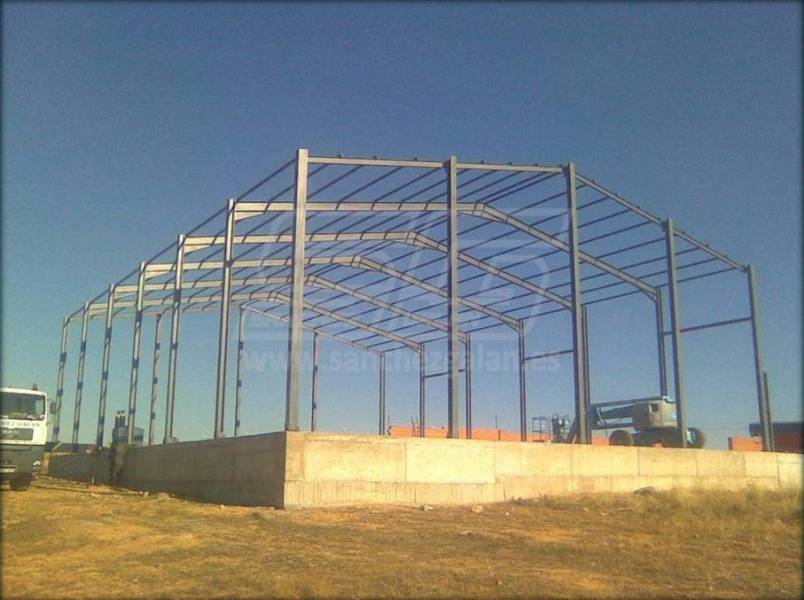 Estructura metálica nave ganadera