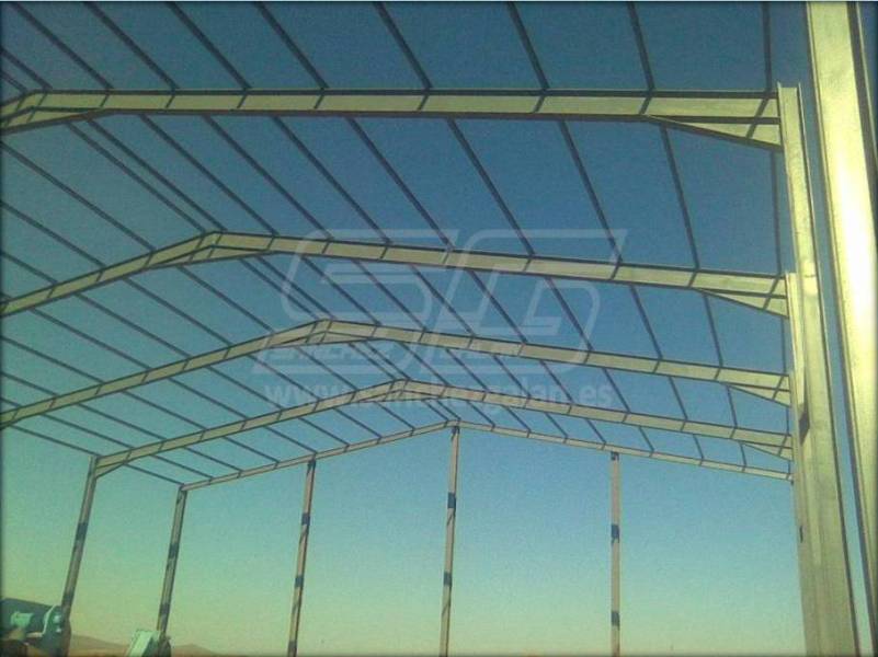 Estructura metálica nave ganadera