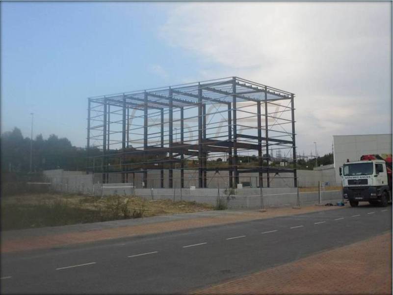 Estructura metálica edificio industrial