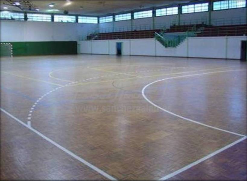 Estructura metálica ampliación pabellón polideportivo