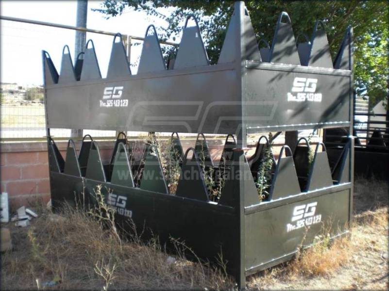 Comedero - pajero con arcos