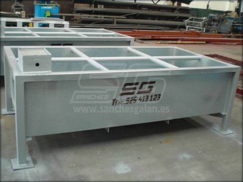 Pilón de agua para vacuno