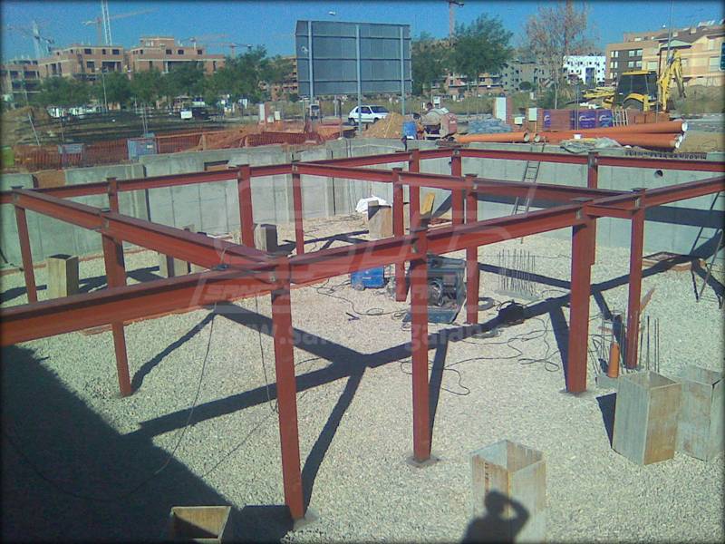 Estructura metálica vivienda