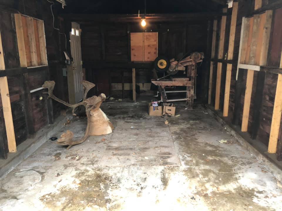 Garage Clean Out — Empty Garage in Medford, NJ