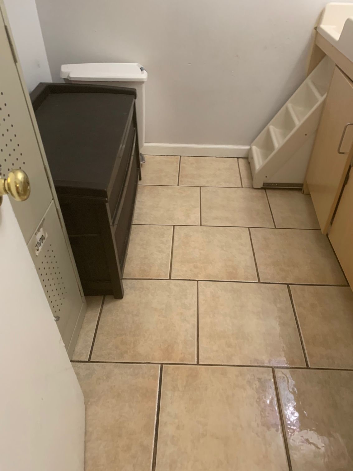 A&J Janitorial Services, San Pablo CA, El Cerrito CA, Richmond CA, Berkeley CA, Albany CA, Pinole CA, Lafayette CA, Vallejo CA, El Sobrante CA, Hercules, Concord CA, Benicia CA, Martinez CA, Walnut Creek CA, Orinda CA, Emeryville CA, Oakland CA, Pleasant Hill CA, Alameda CA, Tara Hills CA, Janitorial Services, Janitorial Services Near Me, Janitorial Company, Janitorial Company Near Me, Medical Office Janitorial, Medical Office Cleaning Services, Dental Office Janitorial, Dental Office Cleaning Services, Church Janitorial, Daycare Janitorial, Daycare Center Cleaning Services, Office Janitorial, Office Cleaning Services, School Janitorial, School Cleaning Services, Bank Janitorial, Bank Cleaning Services, Government Facilities Janitorial, Commercial Cleaning, Carpet Cleaning, Carpet Cleaner Near Me, Commercial Carpet Cleaning, Carpet Cleaning Company, Pressure Washing, Commercial Pressure Washing, Parking Lot Pressure Washing, Driveway Pressure Washing, Patio Pressure Washing, Walkway Pressure Washing, Sidewalk Pressure Washing, VCT Floors, VCT Floor Stripping, VCT Floor Waxing, Stain Wash Wood Floors, Cleaning Vacant Properties, Foreclosure Cleanouts, Apartment Cleaners Near Me, Apartment Cleanout, Apartment Move Outs, Apartment Building Cleaning Services, Electrostatic Disinfecting