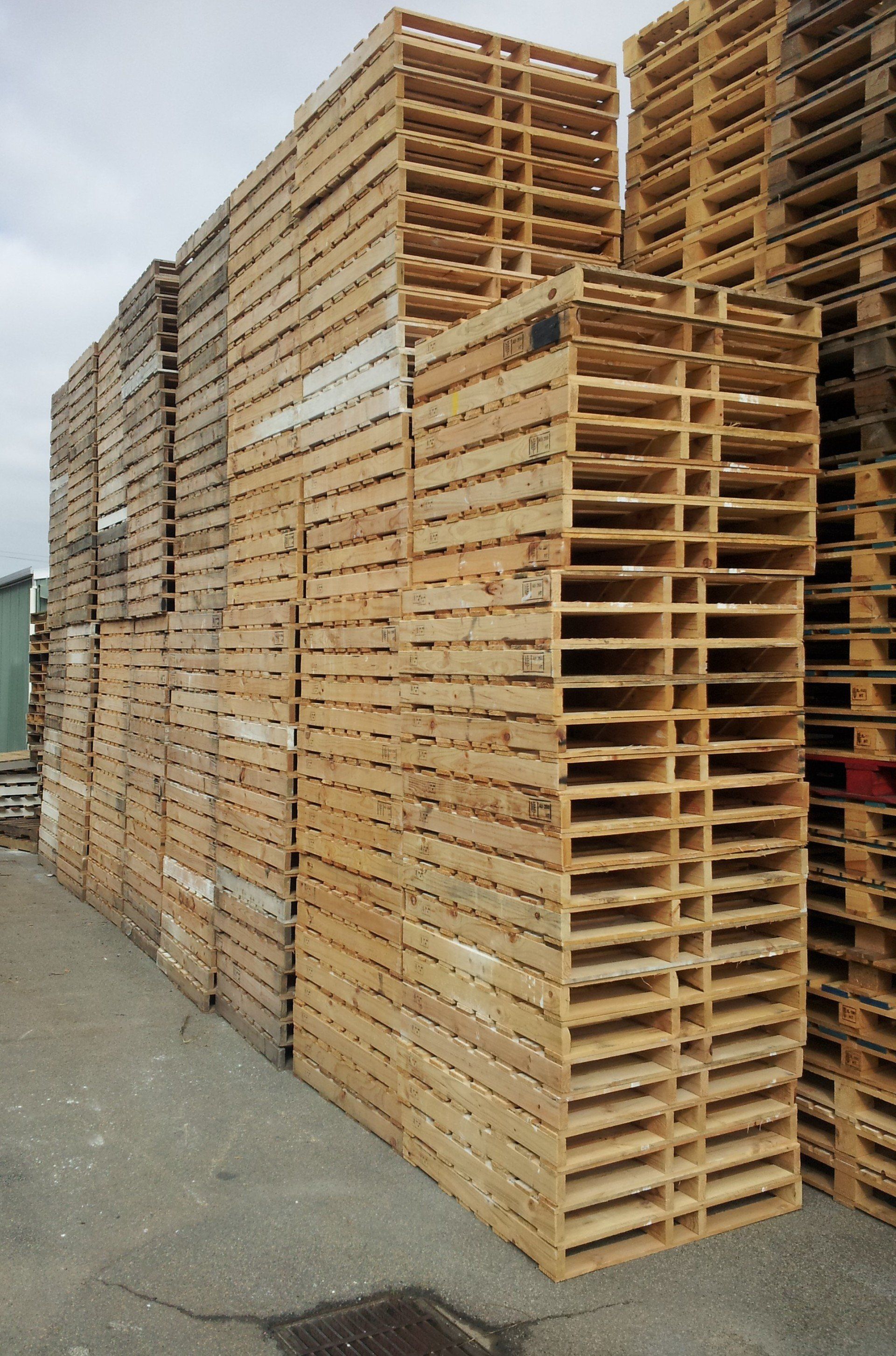 Second-hand / Recyclable Pallets 4