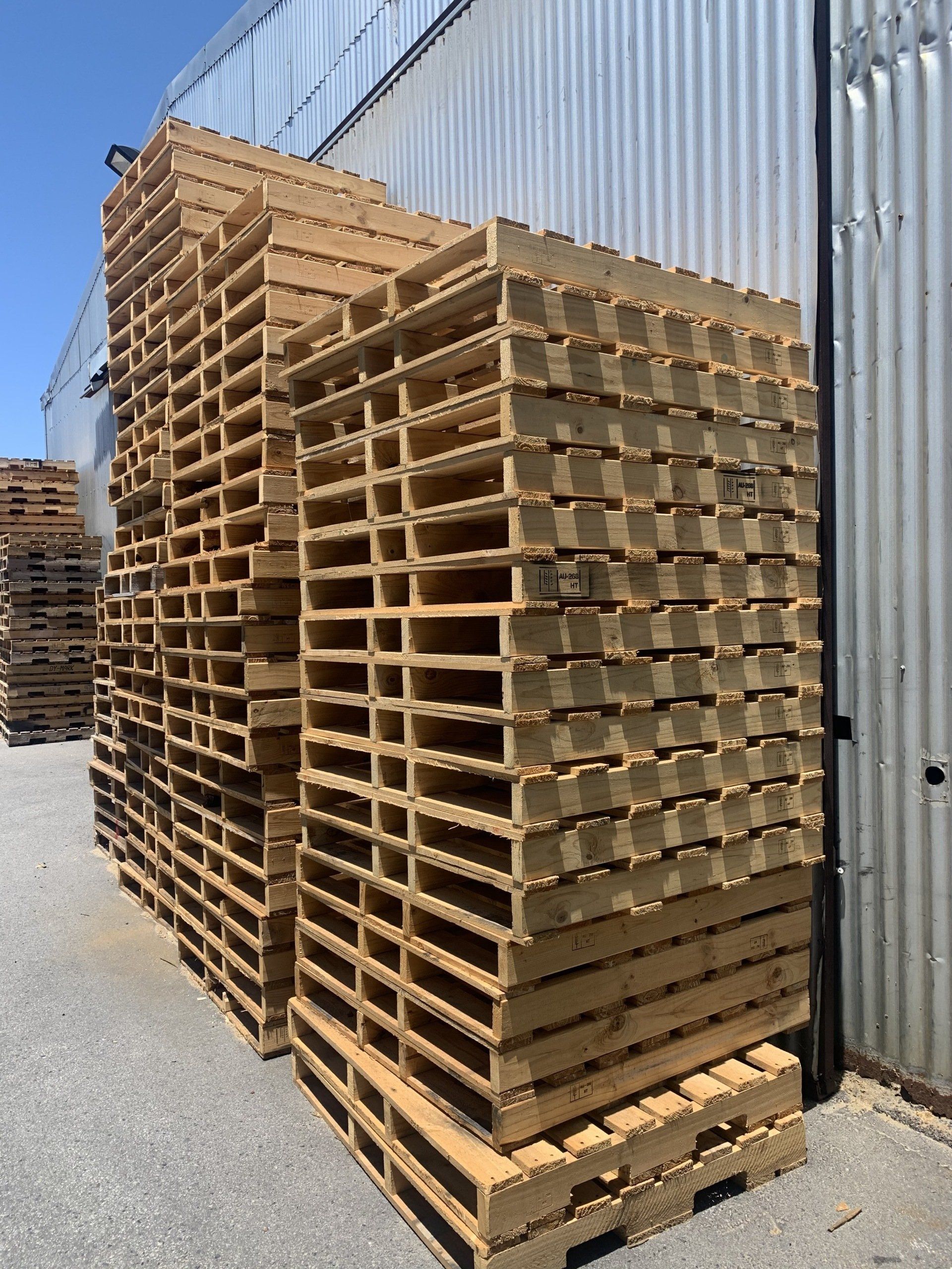Second-hand / Recyclable Pallets 1