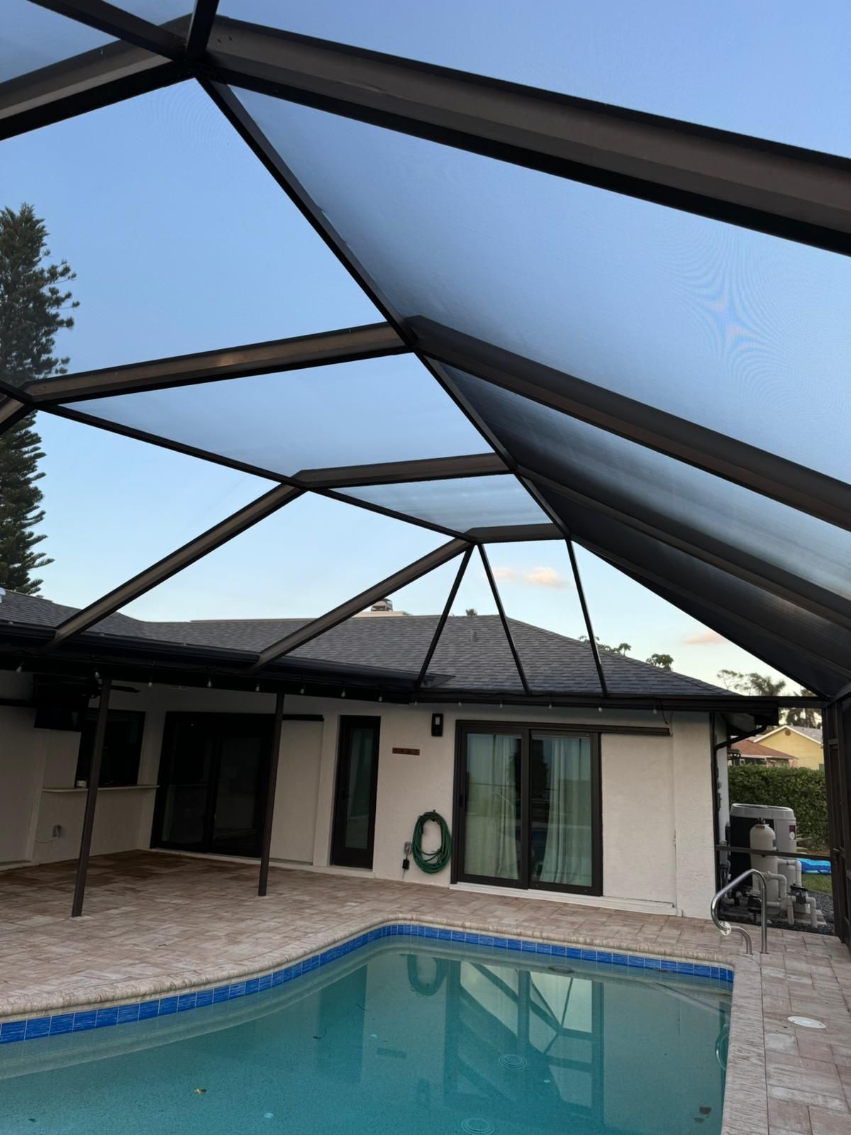 Pool Enclosure Screen Repair in Fort Myers, FL