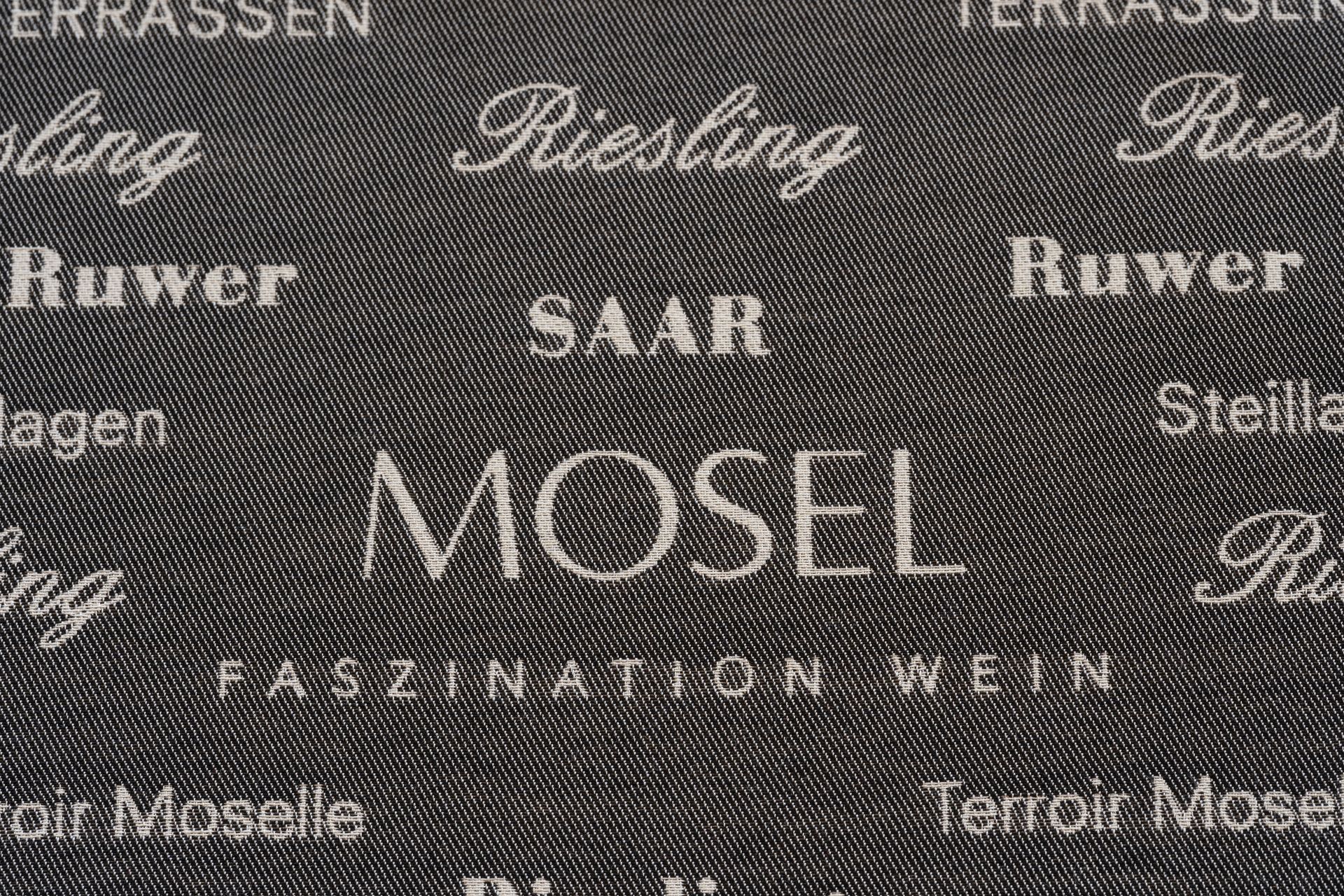 Weindesign in Grau