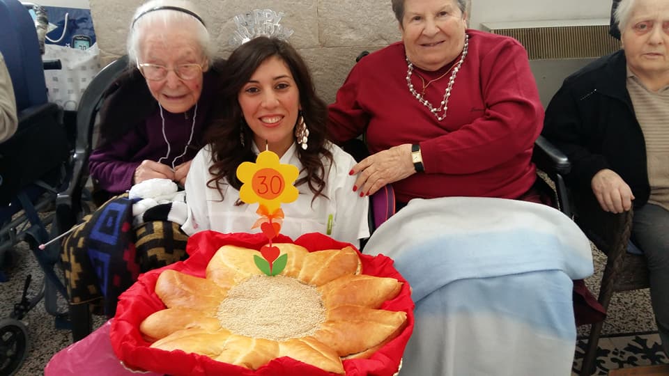 compleanno degente anziana