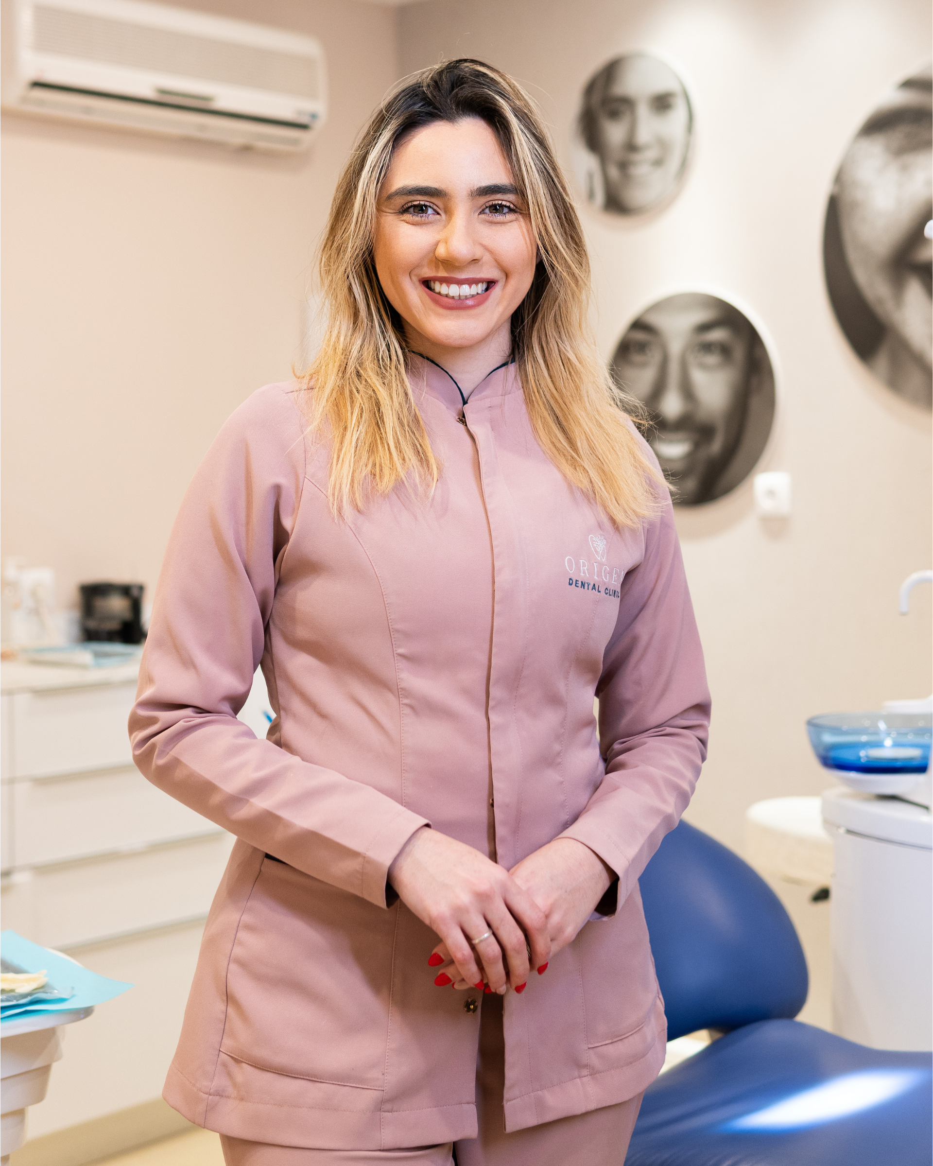 Retrato da Dra. Nay Lima na Origem Dental Clinic