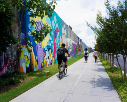 family things to do in Atlanta, Atlanta kids activities, Georgia Aquarium, Zoo Atlanta, family attra