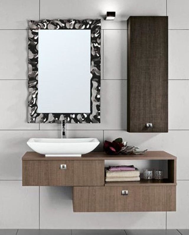 Specchio con cornice