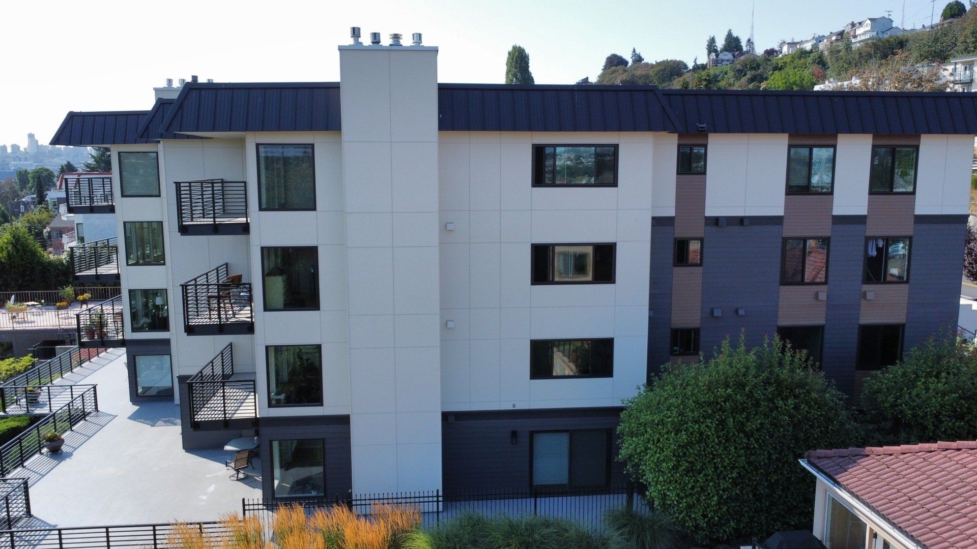 A large building with a lot of windows and balconies