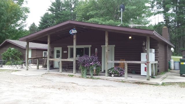 Guth's Campground Bar