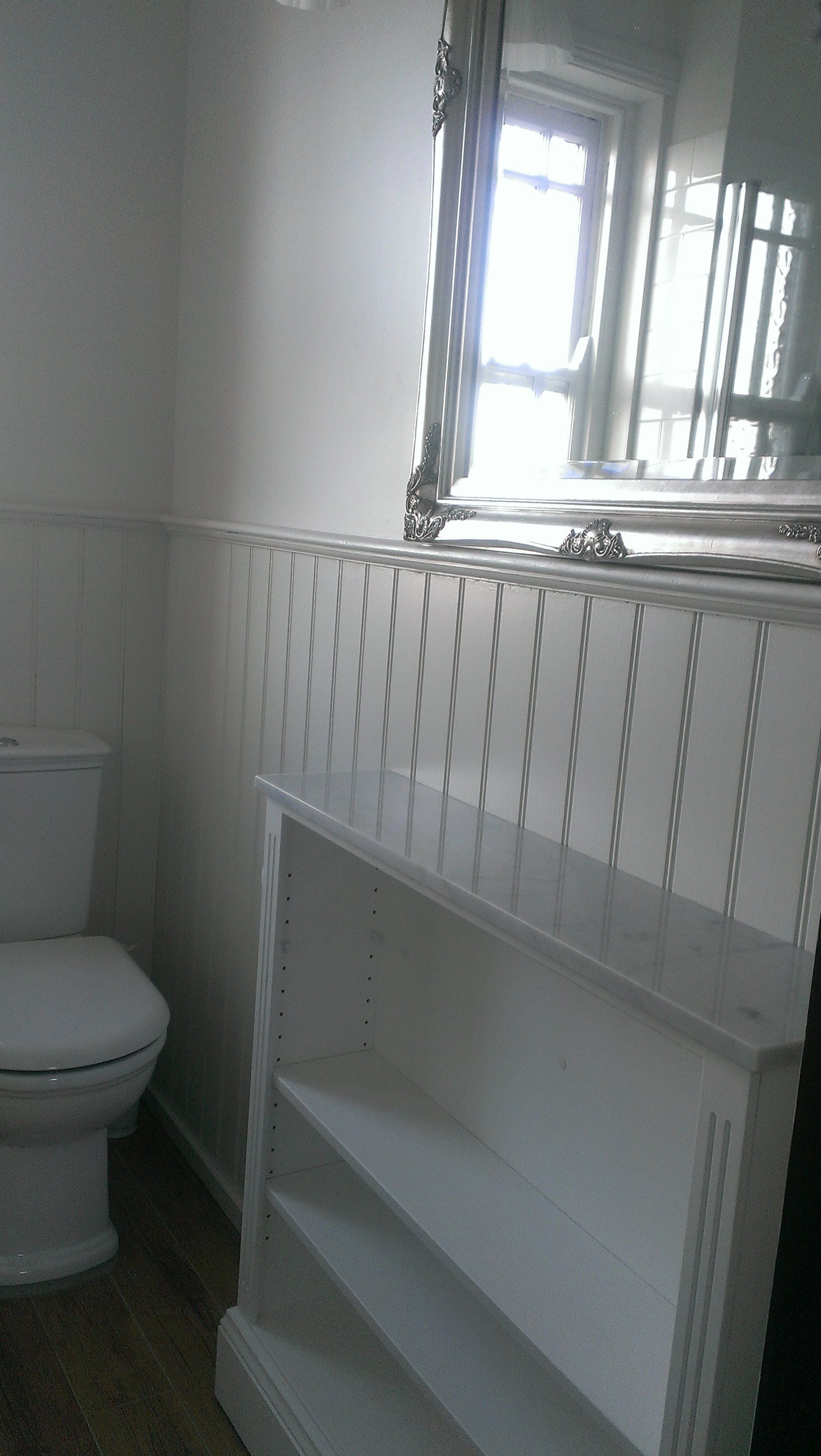 Old style bathroom in Katoomba NSW Blue mountains