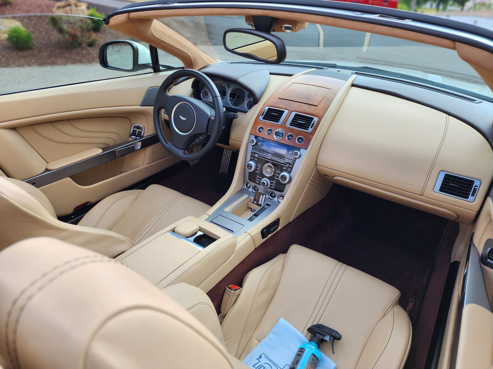 C8 Corvette interior