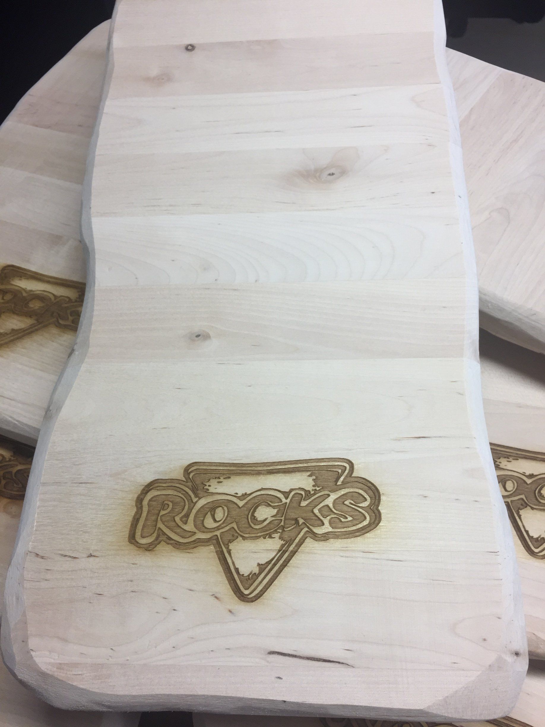 Hapjesplanken laser graveren