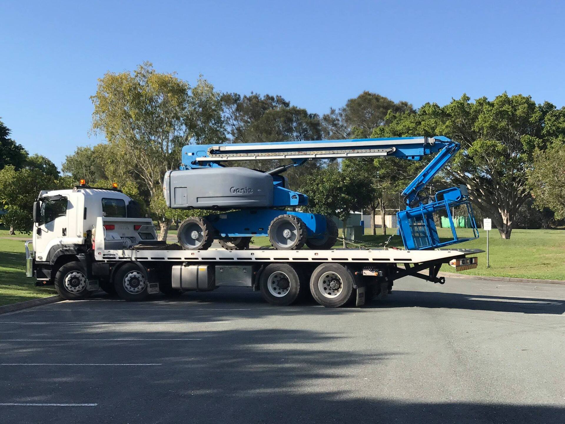 Boom Lift On Truck —  D & S Crane Hire & Rigging In Kunda Park, QLD