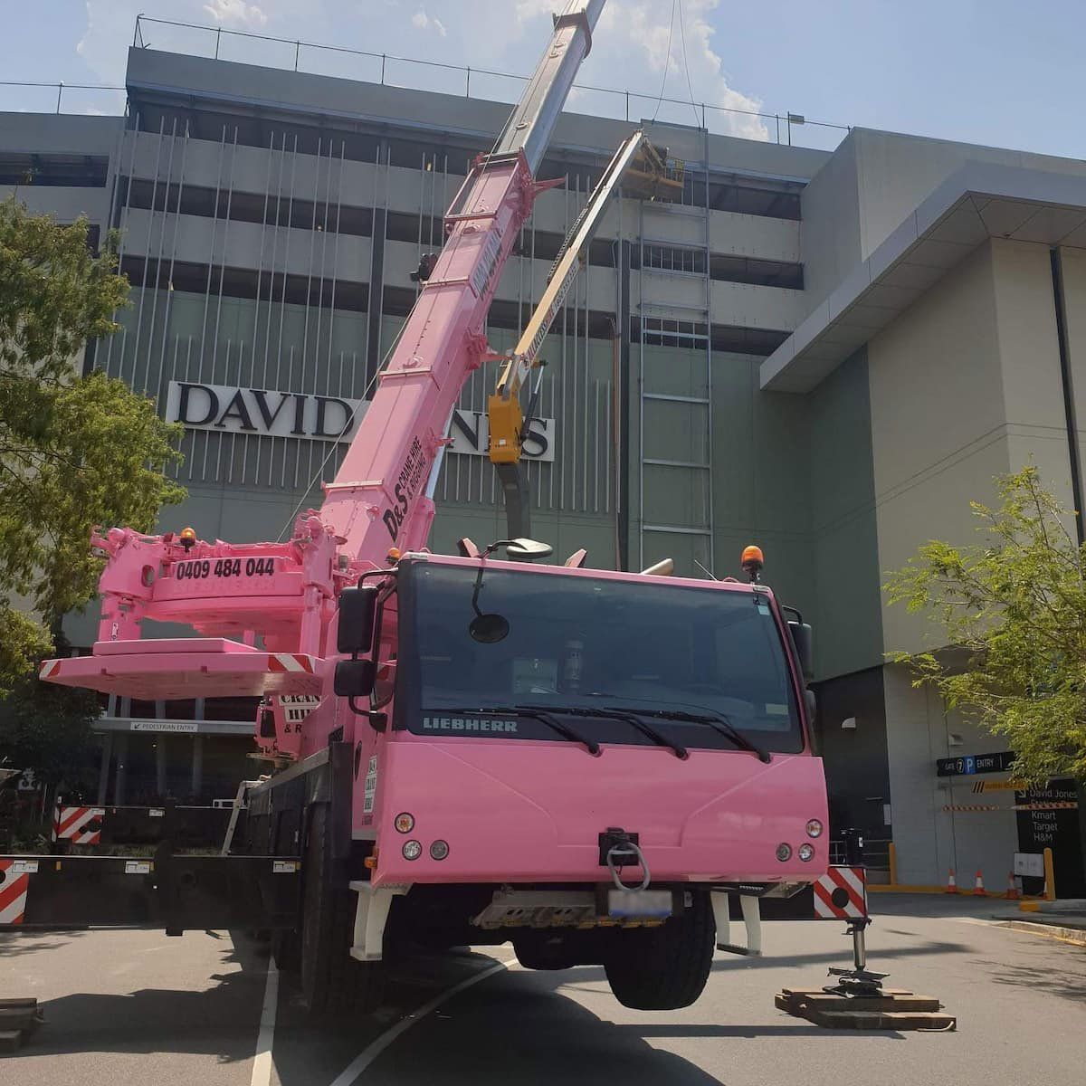 A Mobile Crane Set up Out the Front of David Jones —  D & S Crane Hire & Rigging In Kunda Park, QLD