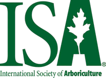 The logo for the International Society of Arboriculture that Top Notch Tree Care in Des Moines, IA is a member of