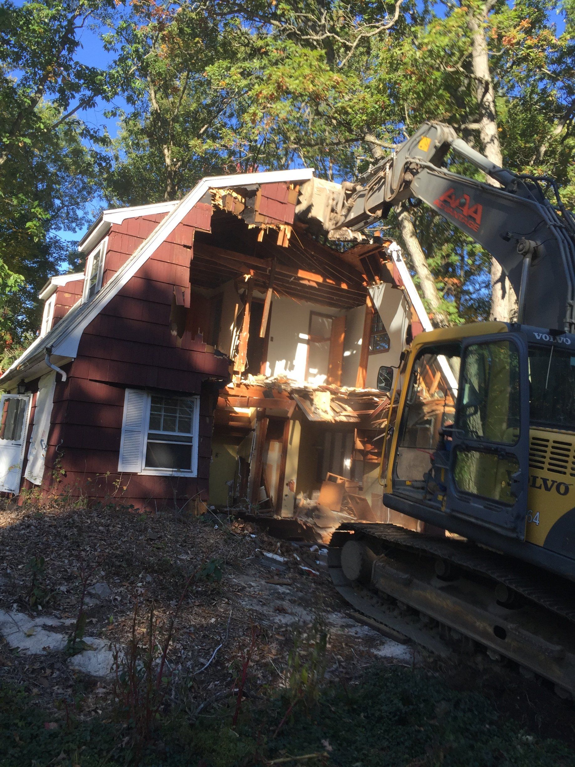 Demolition for Fairfield County, CT| Advantage Carting and Demolition