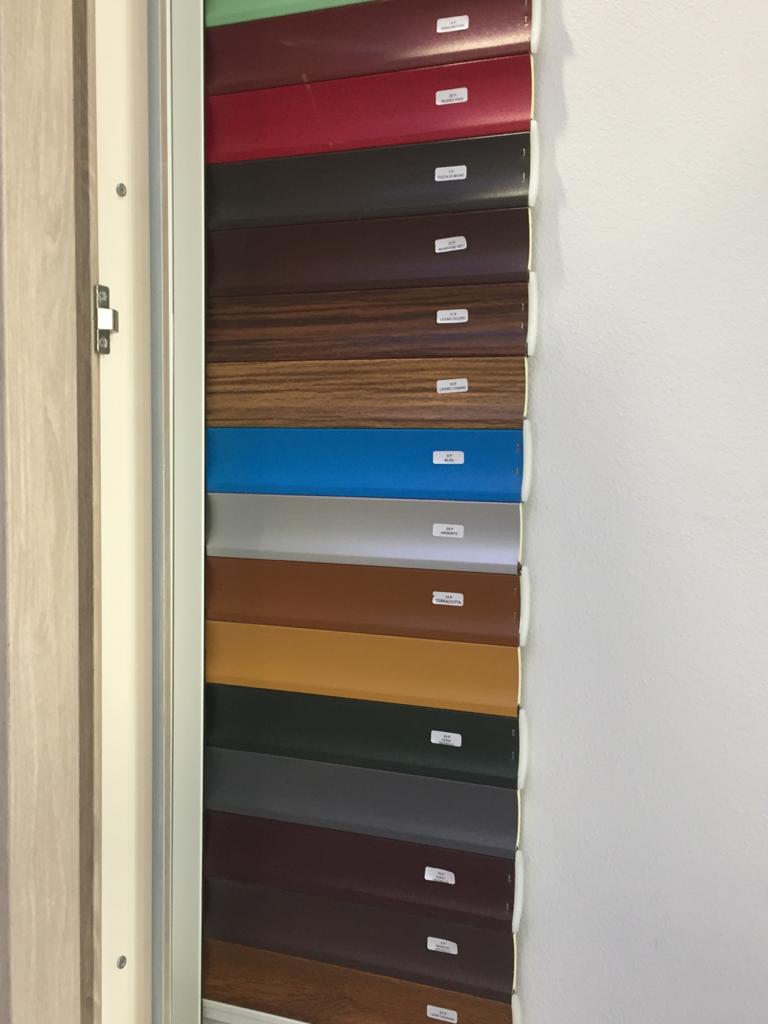 esposizione colorazioni persiane