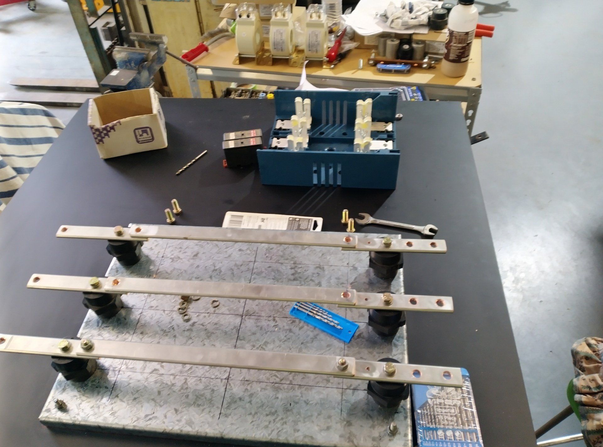 An image of electrical metal braces.