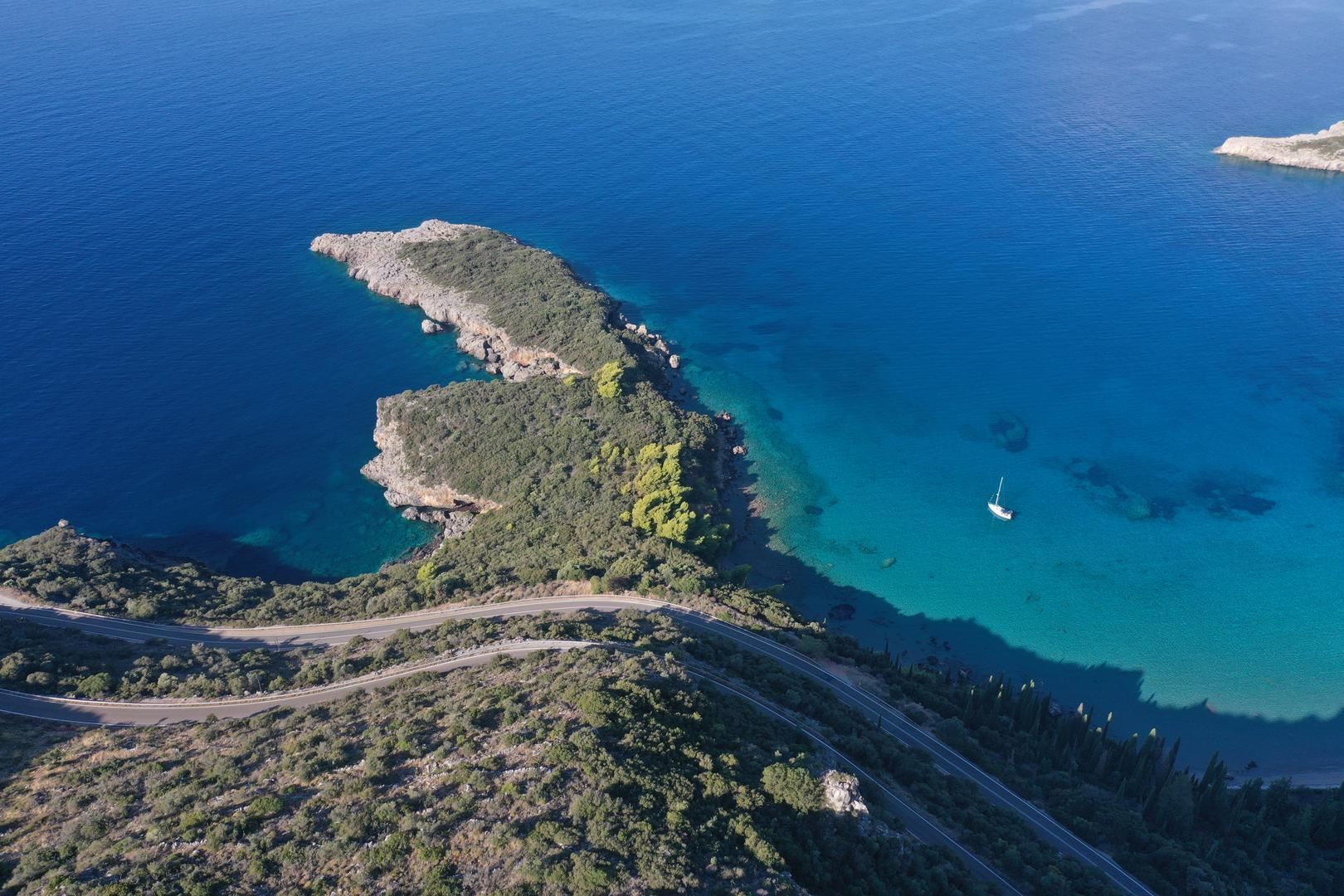 Kardamili real estate in the Mani region / Messinia/Peloponnese/Greece by Valavanis Properties