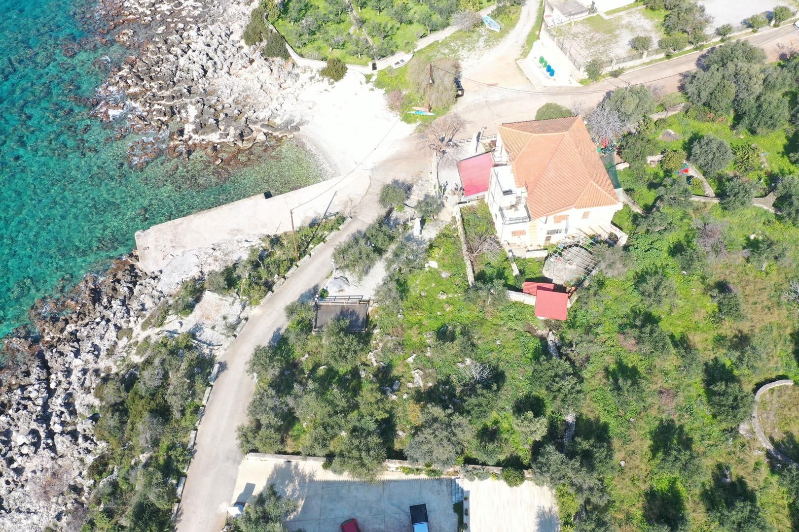 Kardamili real estate in the Mani region / Messinia/Peloponnese/Greece by Valavanis Properties