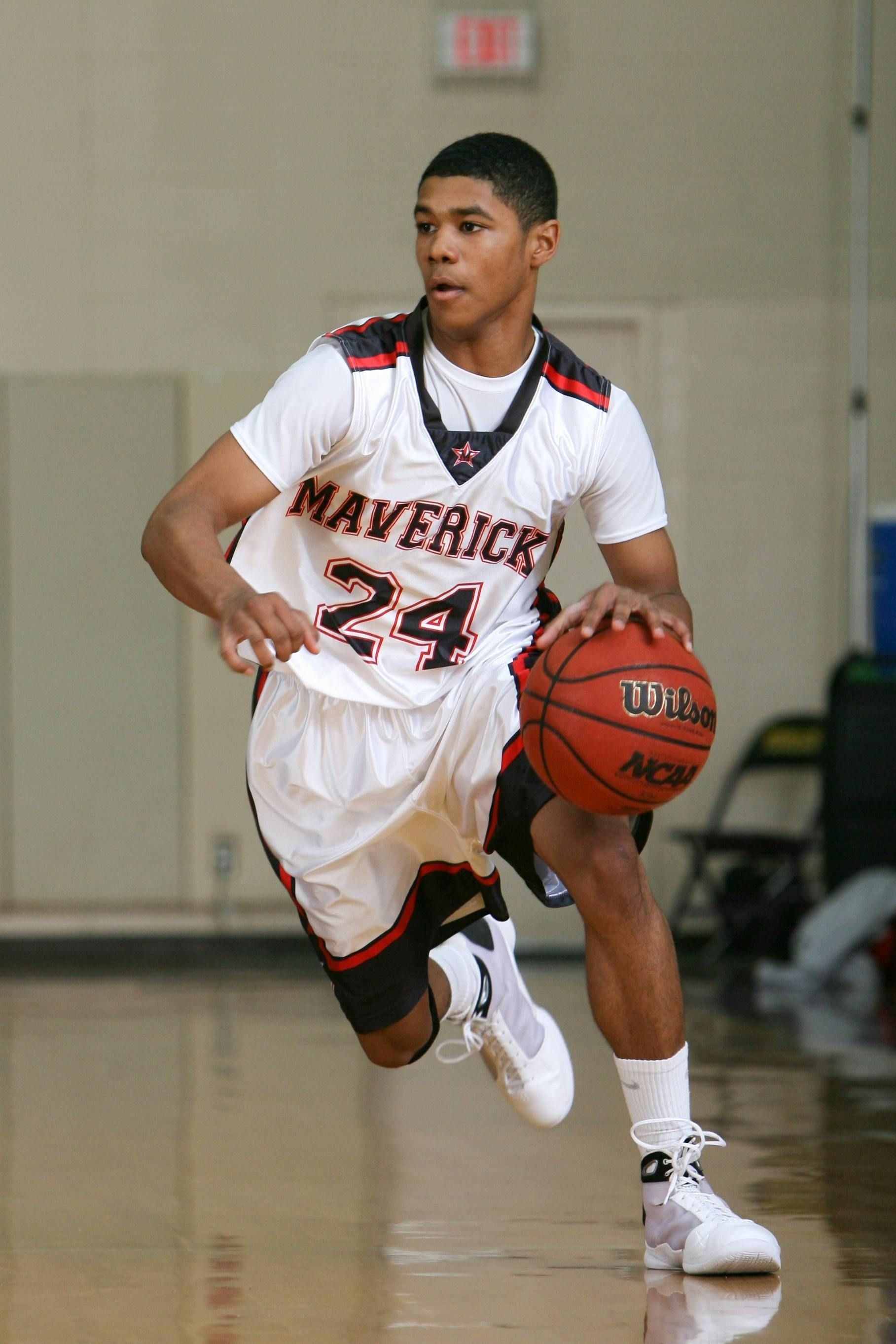 a man playing basketball.