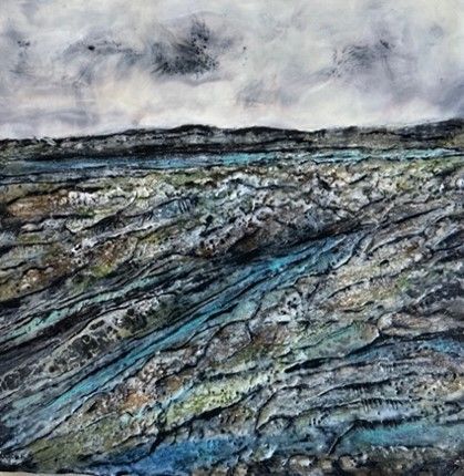 A spray bottle with the word defenders on it