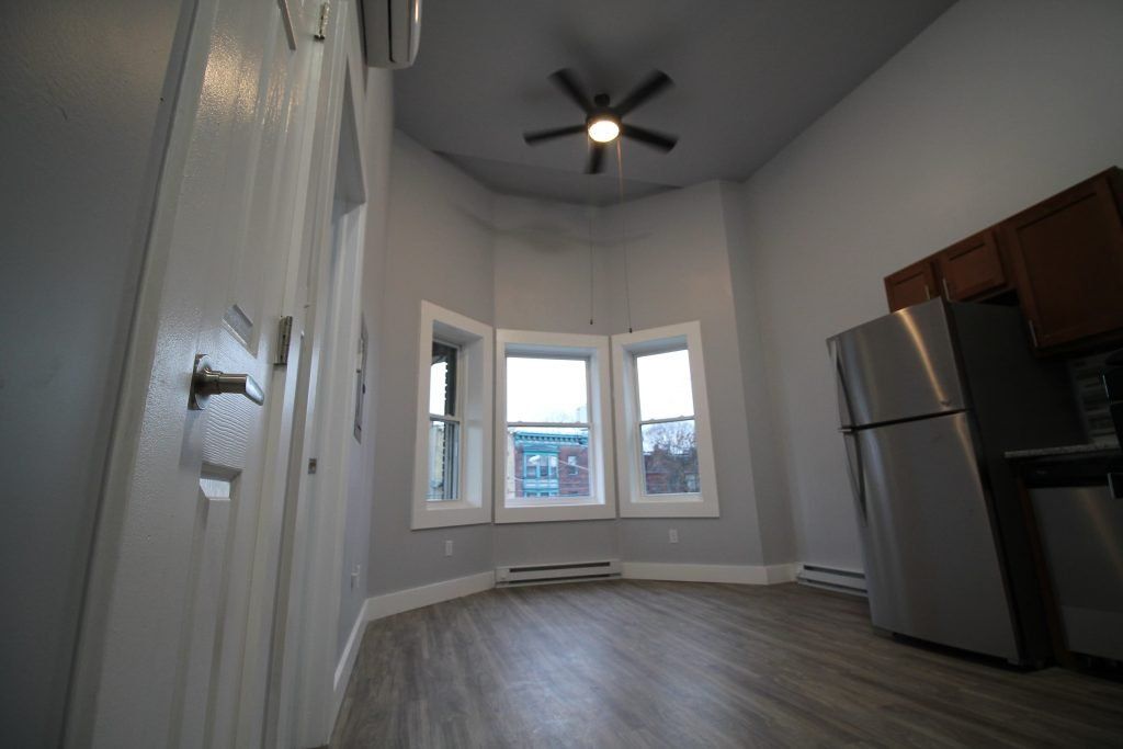 153 Western