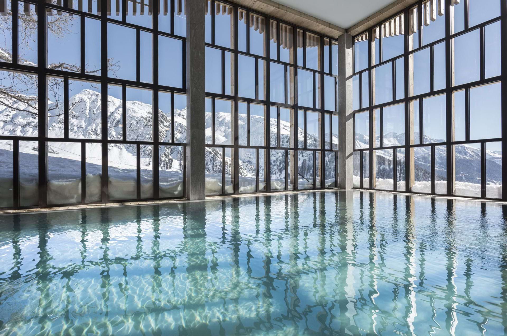 An image of the indoor swimming pool at Les Balcons de la Rosiere